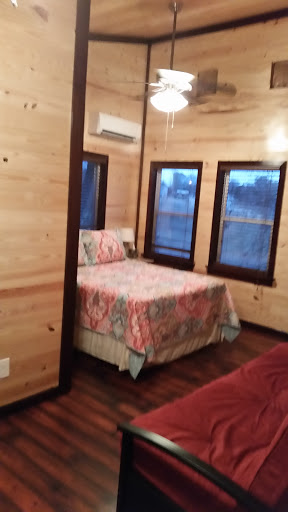 Winery «Treehouse Vineyards», reviews and photos, 301 Bay St, Monroe, NC 28112, USA