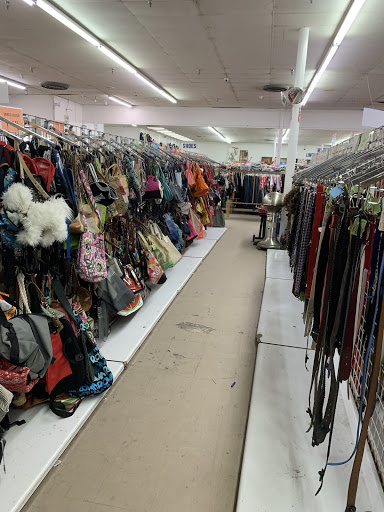 Thrift Store «Community Thrift Store», reviews and photos, 6015 Edgewater Dr, Orlando, FL 32810, USA
