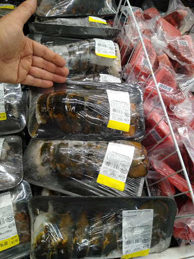 Grocery Store «Jewel-Osco», reviews and photos, 234 E Veterans Pkwy, Yorkville, IL 60560, USA