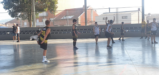 Poliesportiu Francesc Macià en Sant Vicenç dels Horts, Barcelona