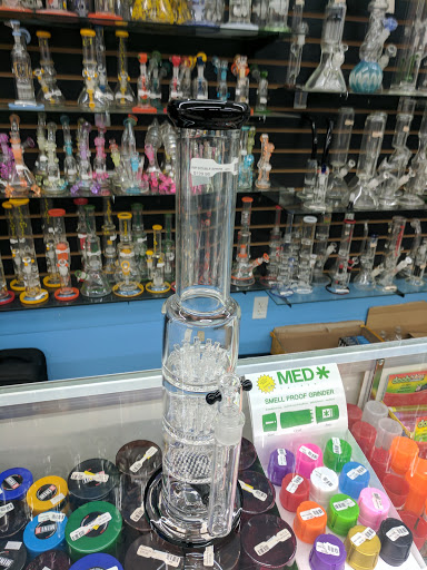 Tobacco Shop «BELLAIRE SMOKE SHOP», reviews and photos, 7710 Bellaire Blvd, Houston, TX 77036, USA