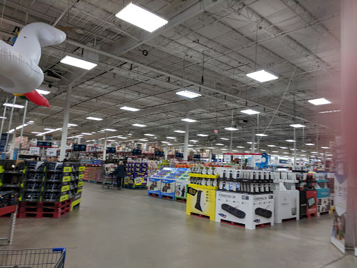 Warehouse club «Sams Club», reviews and photos