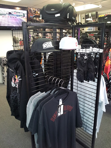 Edge Extreme Sports, 28835 N Herky Dr Unit 111, Lake Bluff, IL 60044, USA, 