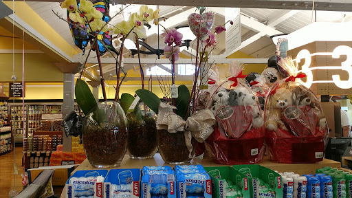 Andronicos Community Markets image