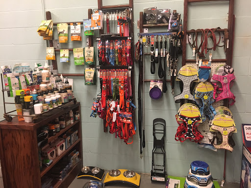 Pet Supply Store «Wags & Whiskers - West Nashville», reviews and photos, 3731 Charlotte Ave, Nashville, TN 37209, USA