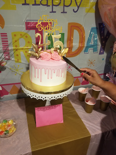 Cake Shop «Azucar Cake Shop», reviews and photos, 1400 E Lycoming St, Philadelphia, PA 19124, USA