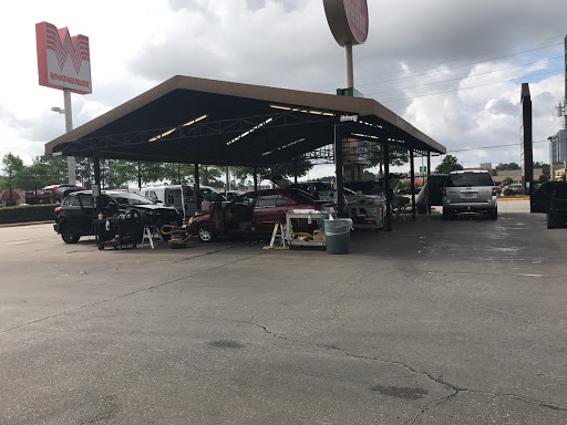 Rainbow Car Care en Spring
