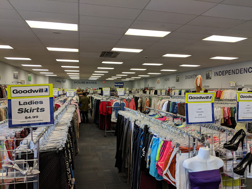 Thrift Store «Goodwill West Broad Street Retail Store», reviews and photos