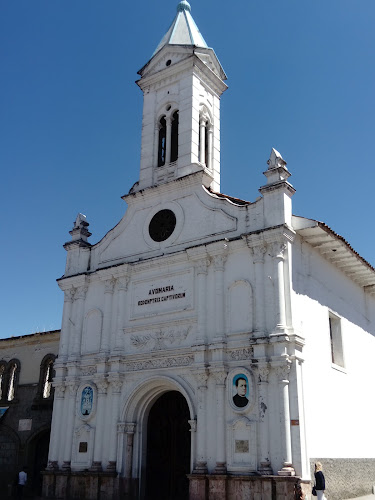 Opinii despre Escuela de Educación Básica Julio María Matovelle în Cuenca - Escuela