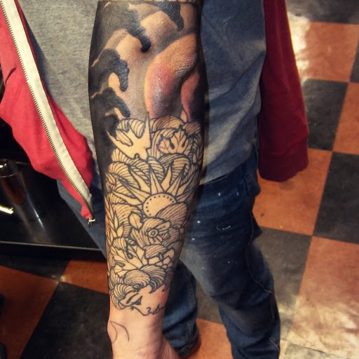 Tattoo and Piercing Shop «Miraculous Creations», reviews and photos, 387 Park Ave, Worcester, MA 01610, USA