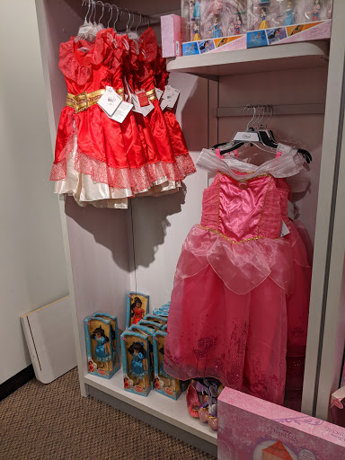 Cosmetics Store «SEPHORA inside JCPenney», reviews and photos, 22450 Town Cir, Moreno Valley, CA 92553, USA