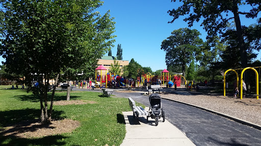 Park «Devonshire Park», reviews and photos, 4422 Greenwood St, Skokie, IL 60076, USA