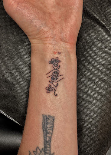 Explore chicago flag tattoo ideas, creative tattoo ideas in Ojai, available at Hanman Ink
