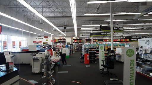 Office Supply Store «Staples», reviews and photos, 7865 W Bell Rd, Peoria, AZ 85382, USA