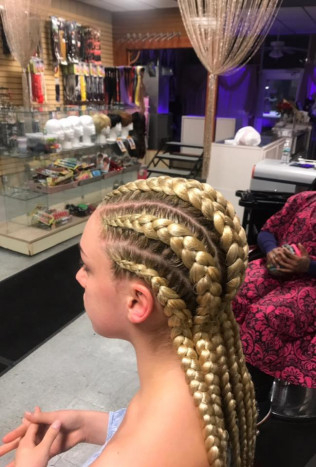 Hair Salon «Jaklins Braiding & Weaving Sensations», reviews and photos, 829 Niagara St, Buffalo, NY 14213, USA