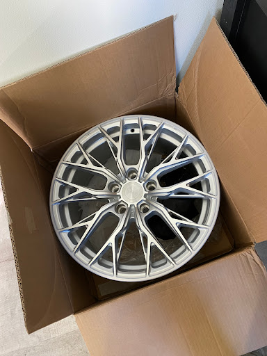 Auto Body Shop «Los Amigos Body Shop», reviews and photos, 8864 Jurupa Rd, Riverside, CA 92509, USA