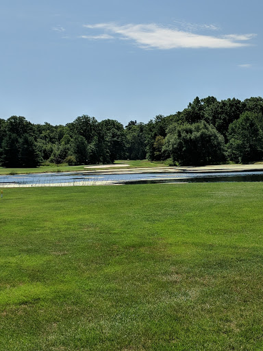 Private Golf Course «Legend Lake Golf Club», reviews and photos, 11135 Auburn Rd, Chardon, OH 44024, USA