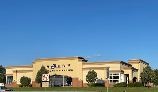 La-Z-Boy Furniture Galleries, 3050 Berlin Turnpike, Newington, CT 06111, USA, 