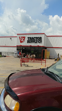 Tractor Supply Co. - Photo 7 - Car repair in Alvin, TX, League City