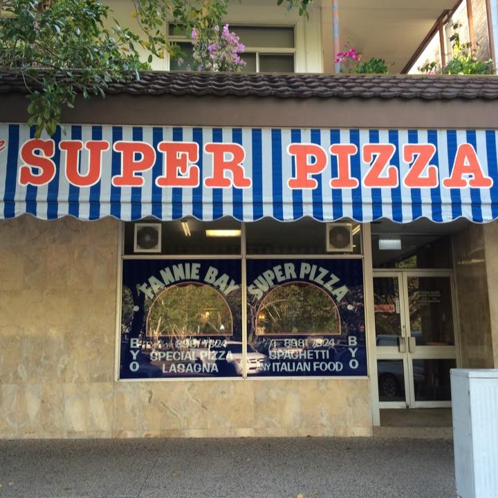 Fannie Bay Super Pizza Italian Restaurant 0820