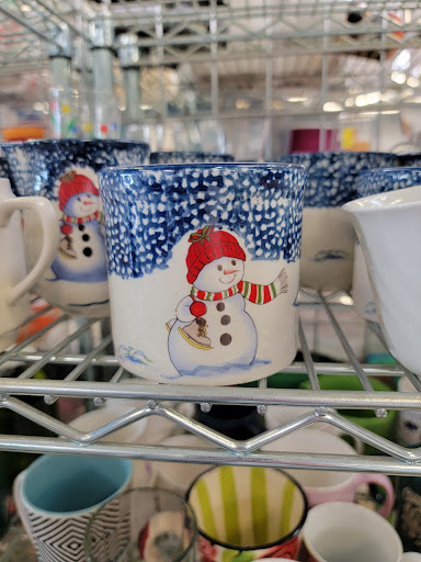 Donations Center «Goodwill», reviews and photos