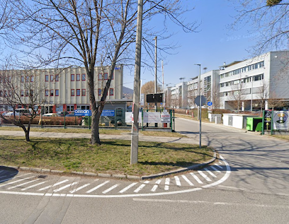 Karsai Safety - Munkaruha és Védőeszköz Kereskedő, Munkaruha Nyomás, Munkaruha Hímzés