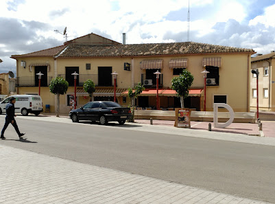 Hotel Rural Casa Ursi Pl. Mayor, 1, 47820 Villabrágima, Valladolid, España