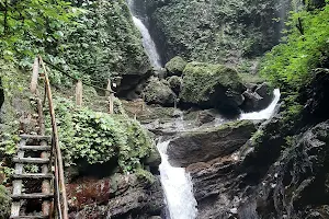 Walet Waterfall image