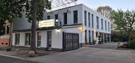 Dr. Niels Mensing unter Magdeburg, Sachsen-Anhalt