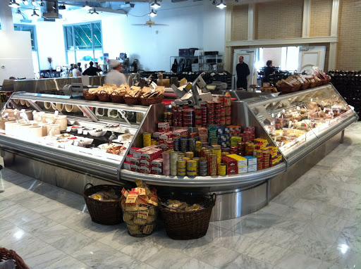 Gourmet Grocery Store «Dean & DeLuca», reviews and photos, 6903 Phillips Pl Ct, Charlotte, NC 28210, USA