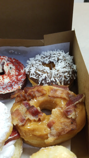 Donut Shop «Sarah Donuts», reviews and photos, 5860 Jimmy Carter Blvd #155, Norcross, GA 30071, USA