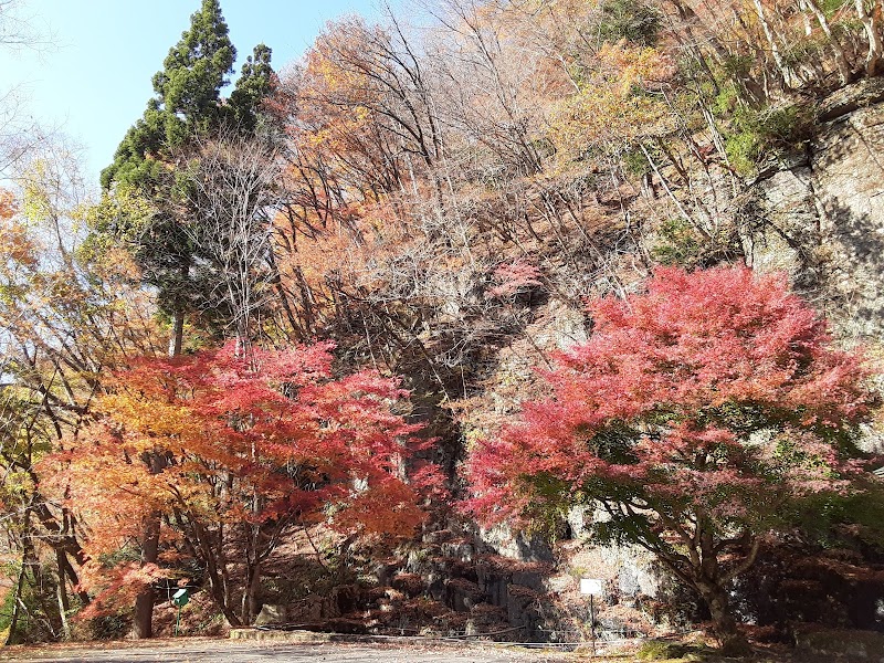 栃洞白山神社