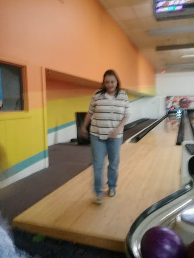 Bowling Alley «Oak Ridge Bowling Center», reviews and photos, 246 S Illinois Ave, Oak Ridge, TN 37830, USA