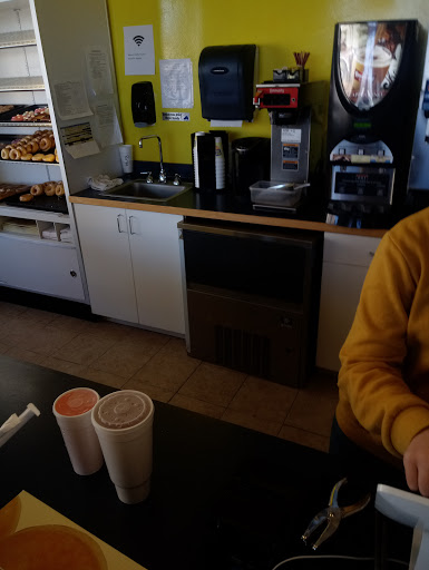 Donut Shop «Daylight Donuts», reviews and photos, 1180 N Main St #2, Springville, UT 84663, USA