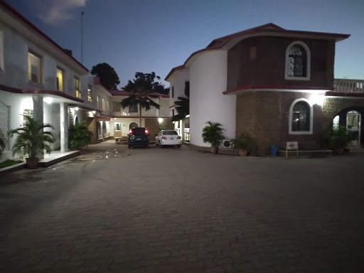 The Fountain Inn, Bompai Rd, Fagge, Kano, Nigeria, Spa, state Kano