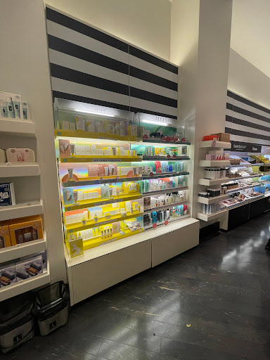 Cosmetics Store «SEPHORA», reviews and photos, 616 Southcenter Mall, Tukwila, WA 98188, USA