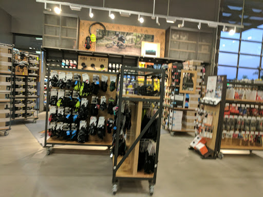 Camping Store «REI», reviews and photos, 870 N 54th St, Chandler, AZ 85226, USA