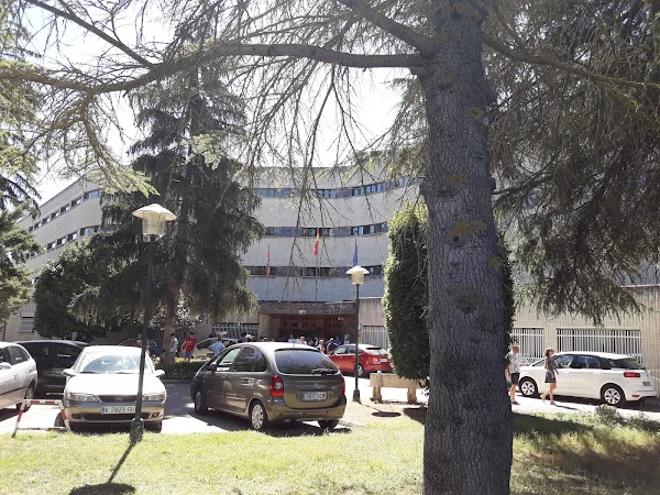 Albergue Juvenil Fernán González