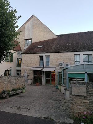 Maison de Retraite L'Isle-sur-Serein à L'Isle-sur-Serein