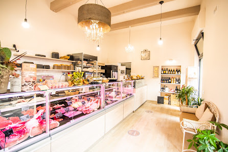 Cibus Macelleria Gastronomia Viale Matteotti, 204, 89044 Locri RC, Italia