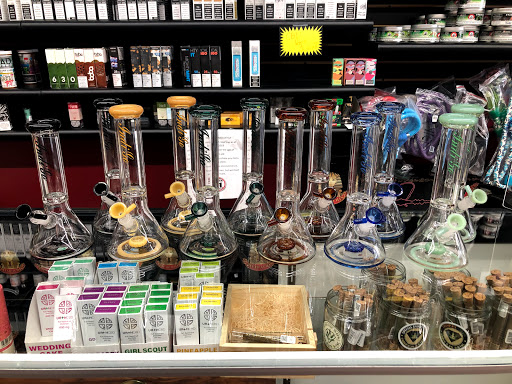 Tobacco Shop «Sky High Smoke Shop», reviews and photos, 19801 NW 27th Ave, Miami Gardens, FL 33056, USA