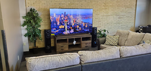 Electronics Store «Get-It-Now», reviews and photos, 6826 W Greenfield Ave, Milwaukee, WI 53214, USA