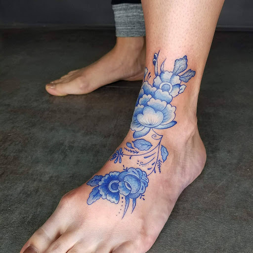 Tattoo Shop «Ink Ink Tattoo & Piercing Studio», reviews and photos, 302 E Commercial St, Springfield, MO 65803, USA