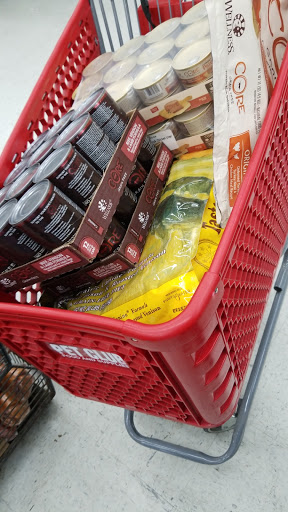 Pet Supply Store «Pet Club Emeryville», reviews and photos, 3535 Hollis St, Oakland, CA 94608, USA