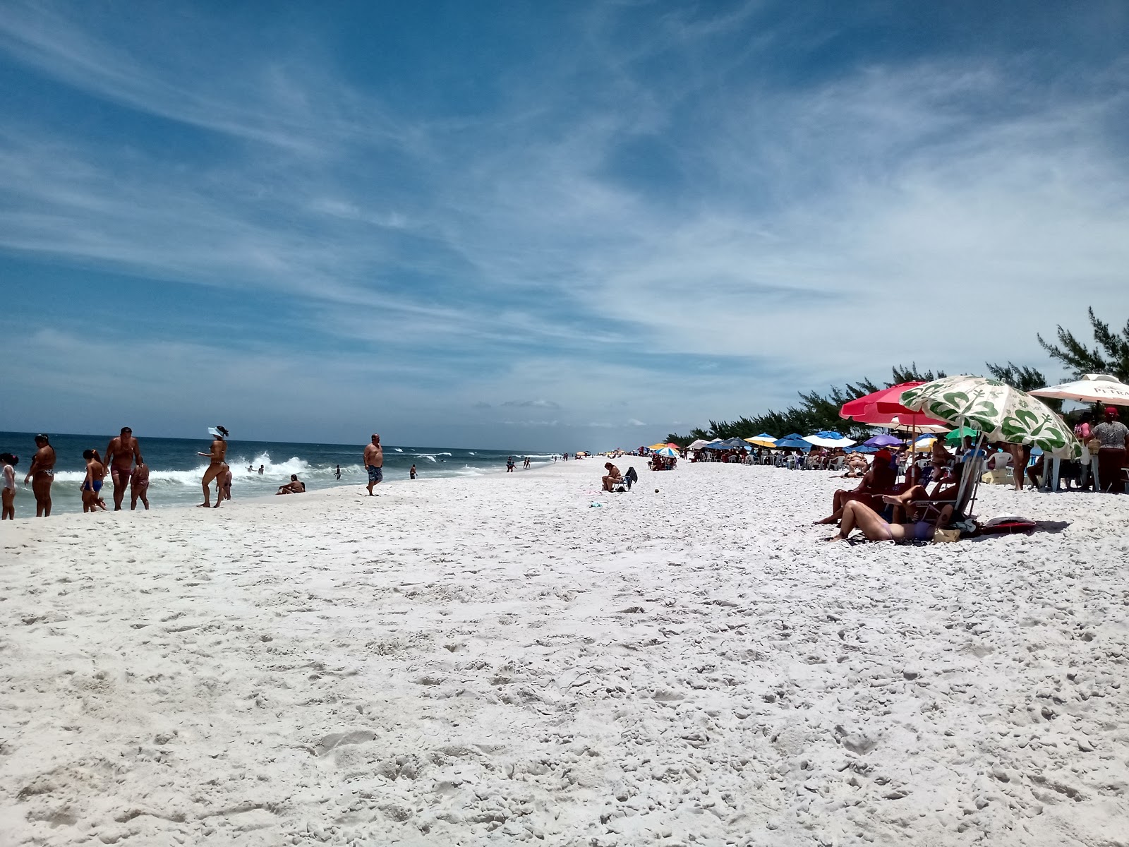 Foto de Praia de Figueira - lugar popular entre los conocedores del relax