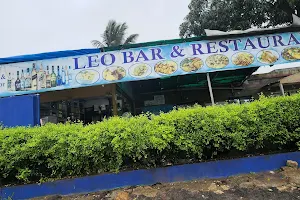 Leo Bar and Restaurant image