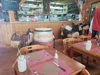 Atmosphère du Restaurant Black Horse Saloon à Val d'Oingt - n°16