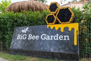 Big Bee Garden Bangkok image
