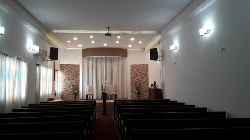 Iglesia Adventista del Séptimo Día - Flores
