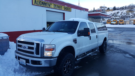 Tire Shop «Les Schwab Tire Center», reviews and photos, 1056 E Woodin Ave, Chelan, WA 98816, USA